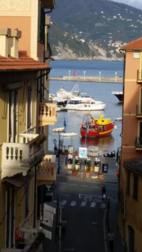 AL PORTO DI SANTA Santa Margherita Ligure